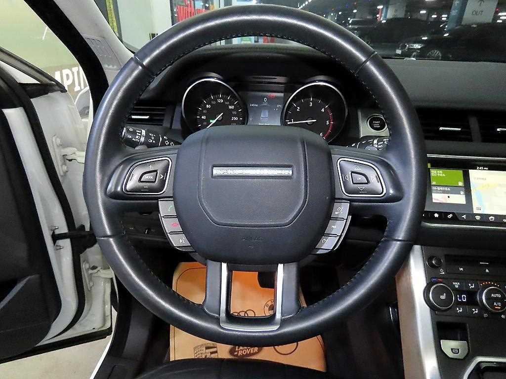 Land Rover Range Rover Evoque — photo 08