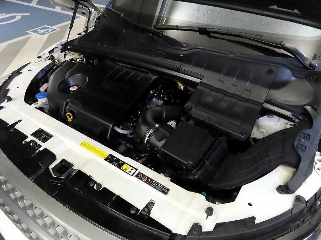 Land Rover Range Rover Evoque — photo 19
