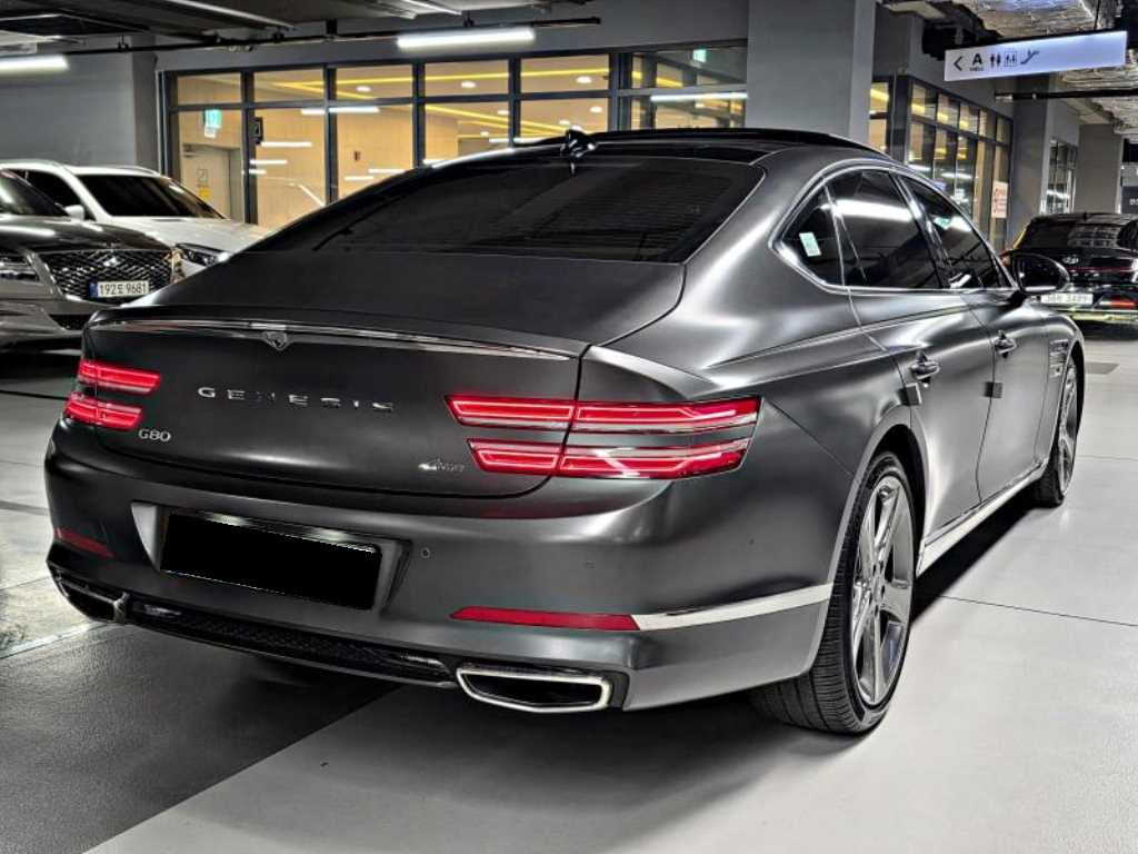 Genesis G80 — photo 03