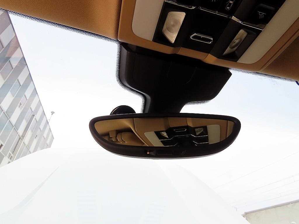 Porsche Panamera — photo 16