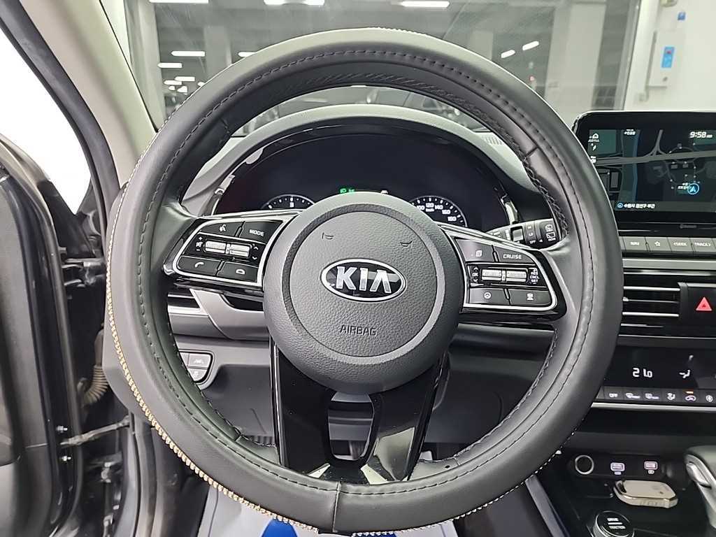 Kia Seltos — photo 09