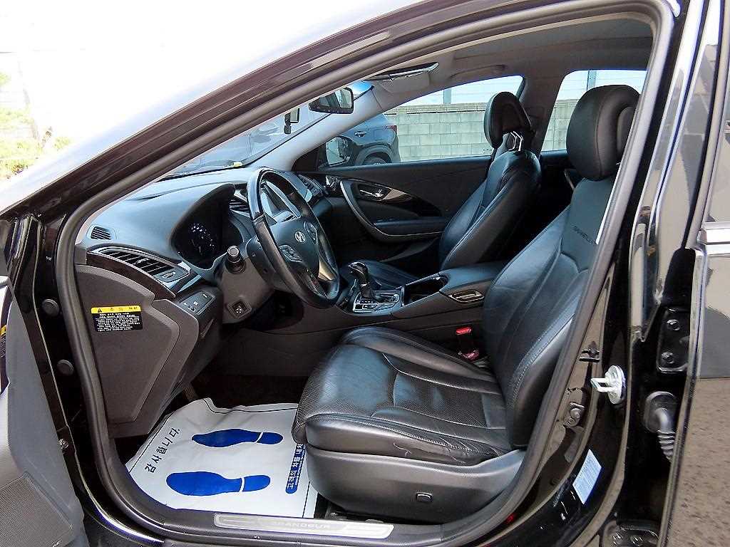 Hyundai Grandeur — photo 05
