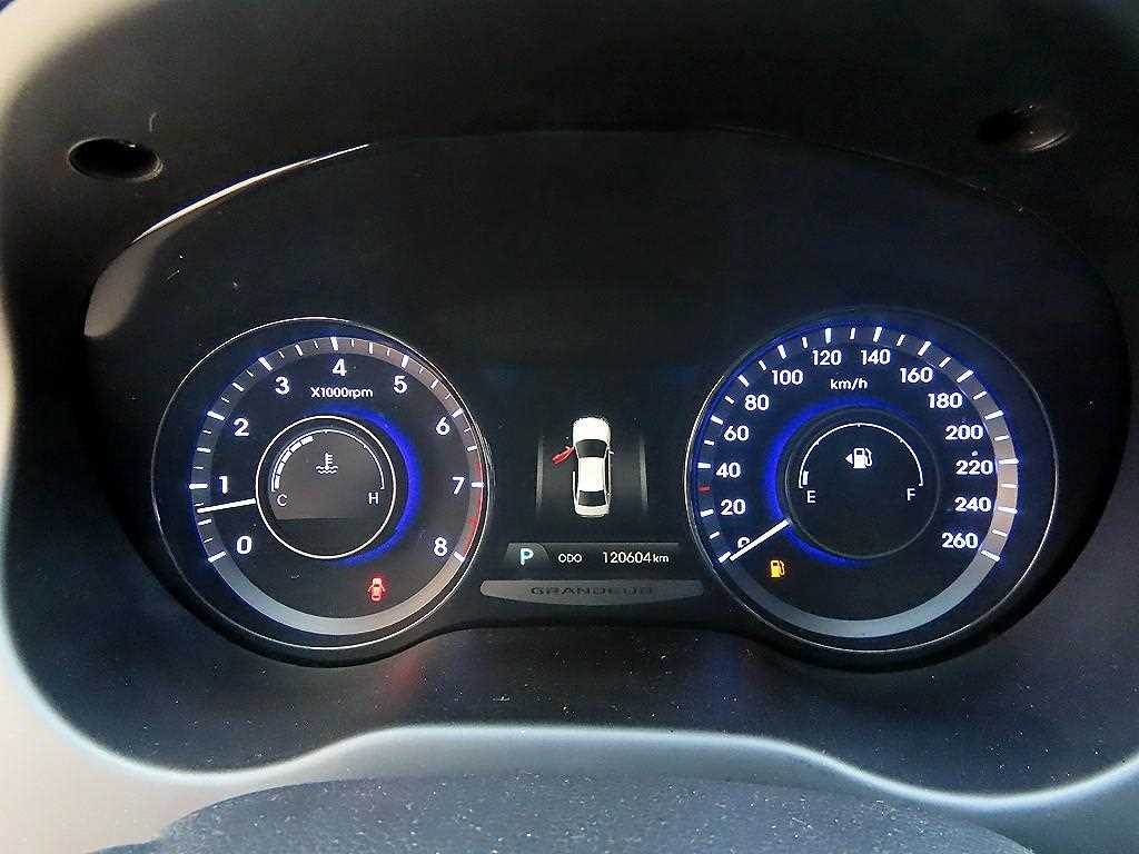 Hyundai Grandeur — photo 09