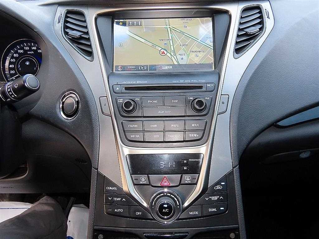 Hyundai Grandeur — photo 13