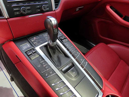 Porsche Macan — photo 10