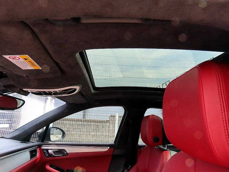 Porsche Macan — photo 17