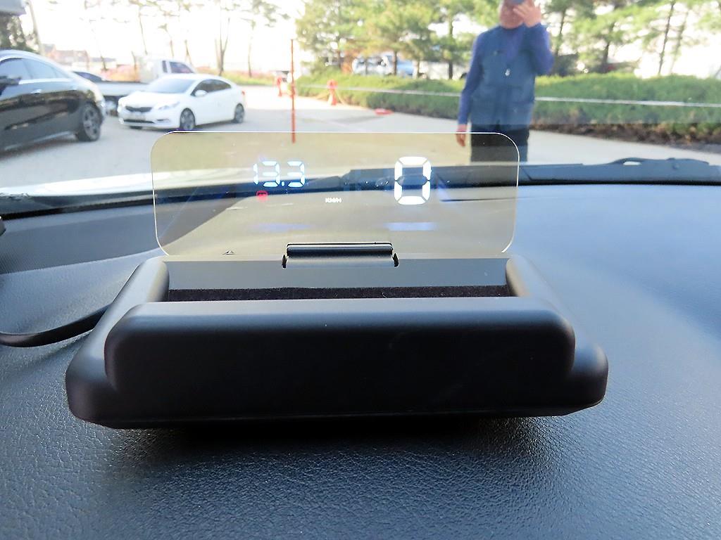Lexus ES — photo 10