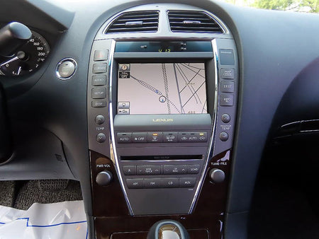 Lexus ES — photo 15