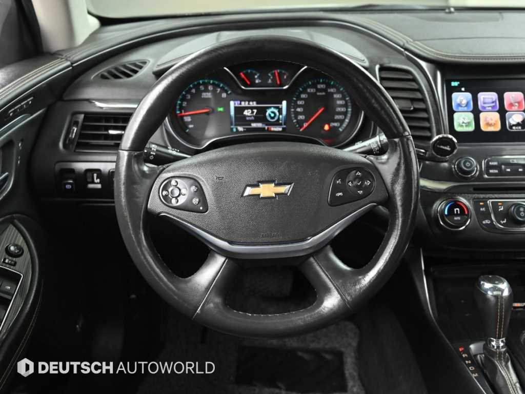 CHEVROLET Impala — photo 13