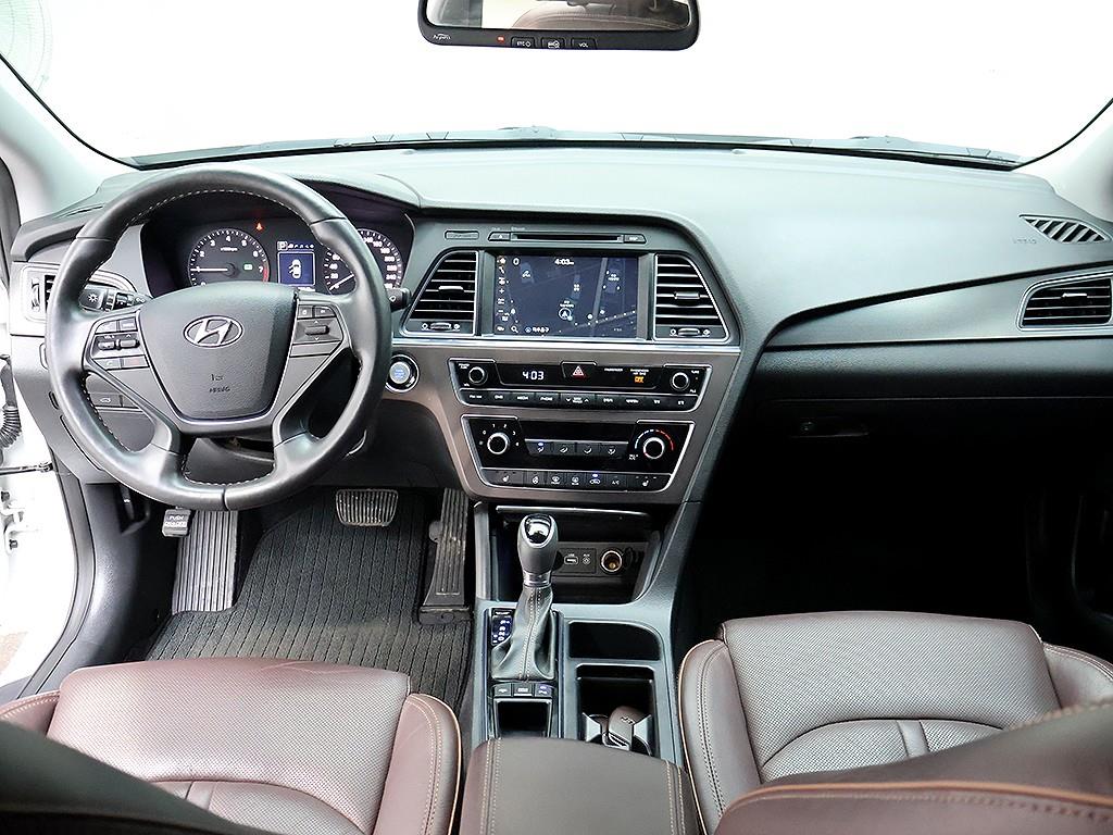 Hyundai Sonata — photo 05