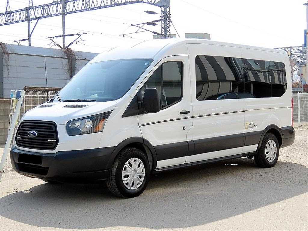 Ford Transit — photo 02