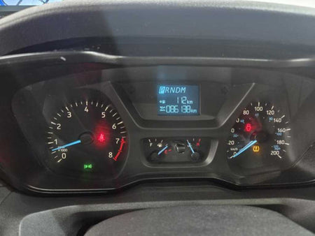 Ford Transit — photo 19