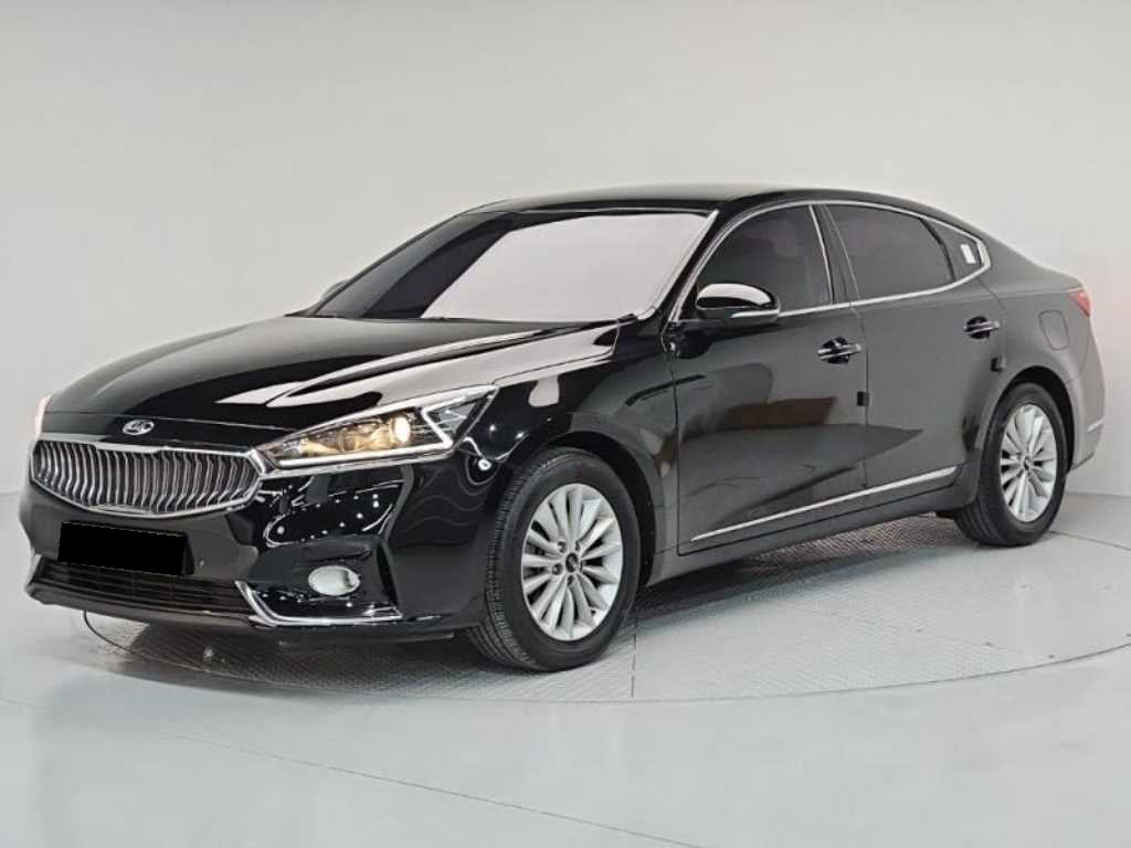 Kia K7 — photo 01