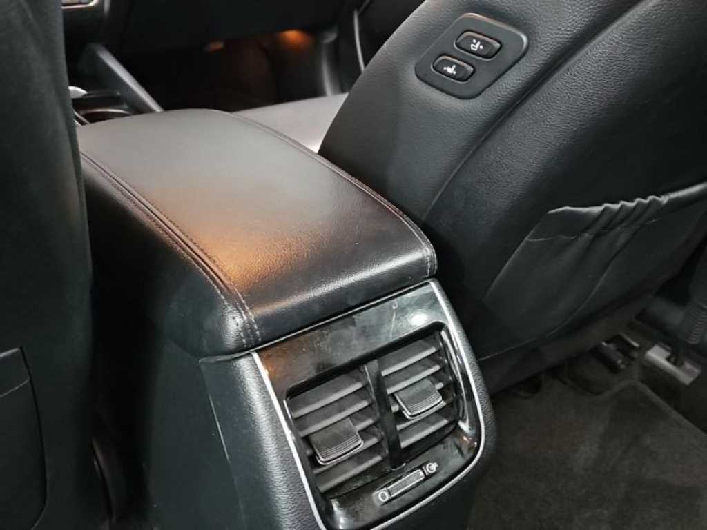 Kia K7 — photo 17