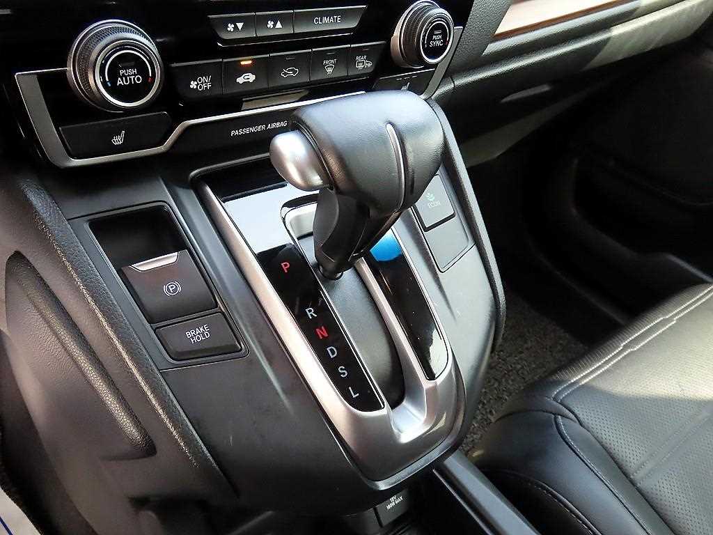 Honda CR-V — photo 11
