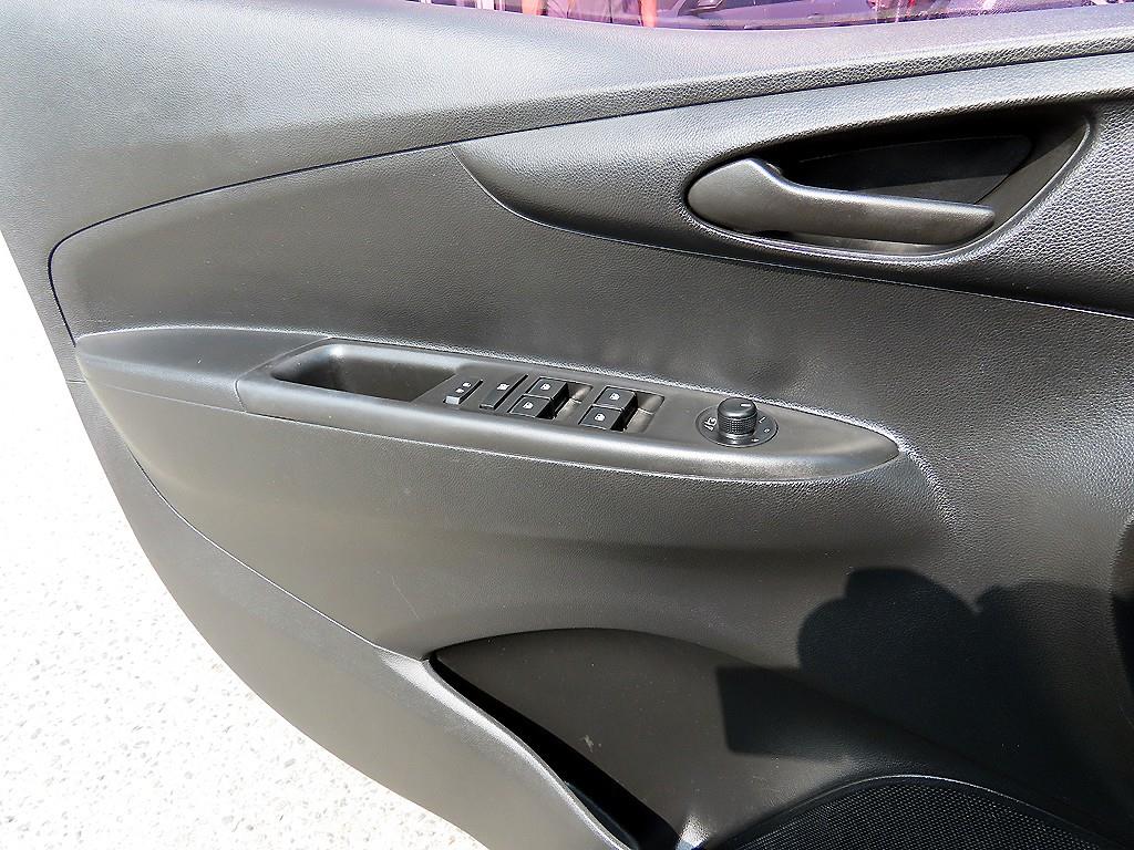 CHEVROLET Spark — photo 11