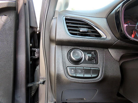 CHEVROLET Spark — photo 12