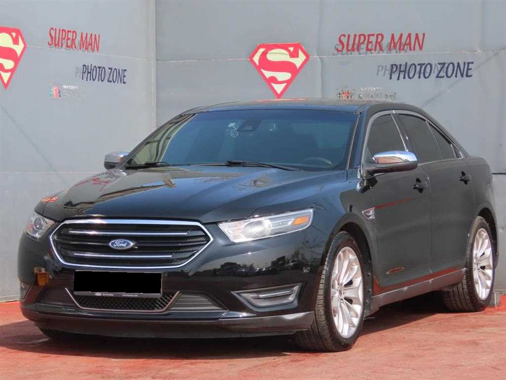 Ford Taurus — photo 01