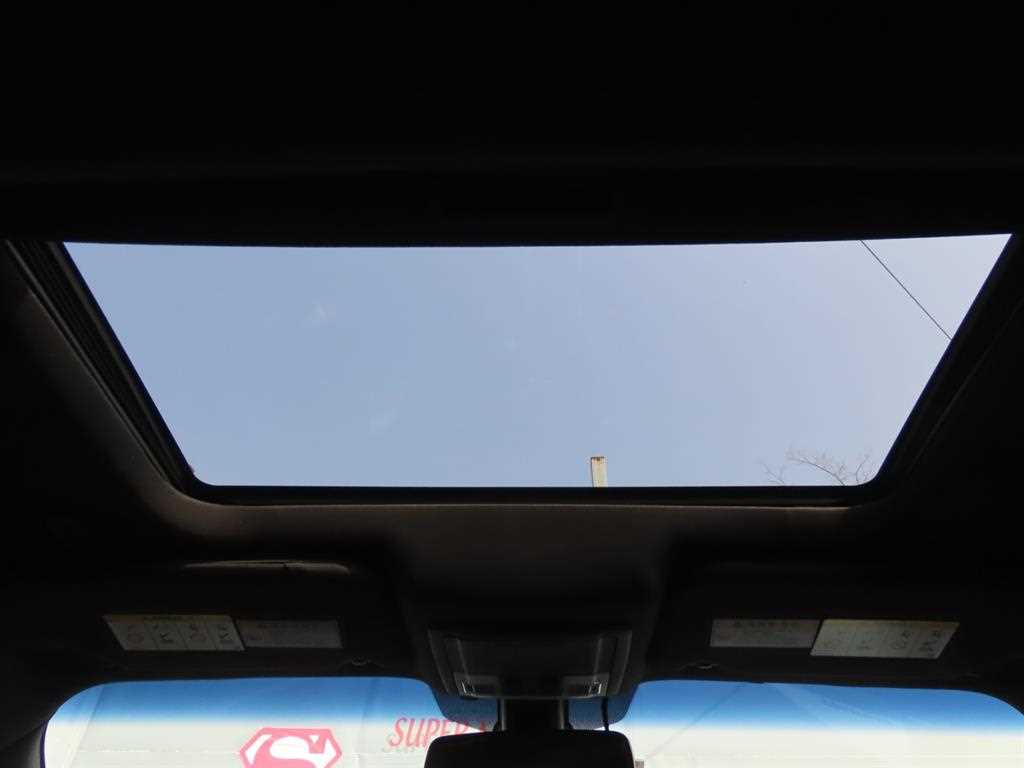 Ford Taurus — photo 17
