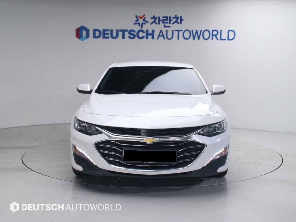 CHEVROLET Malibu — photo 03