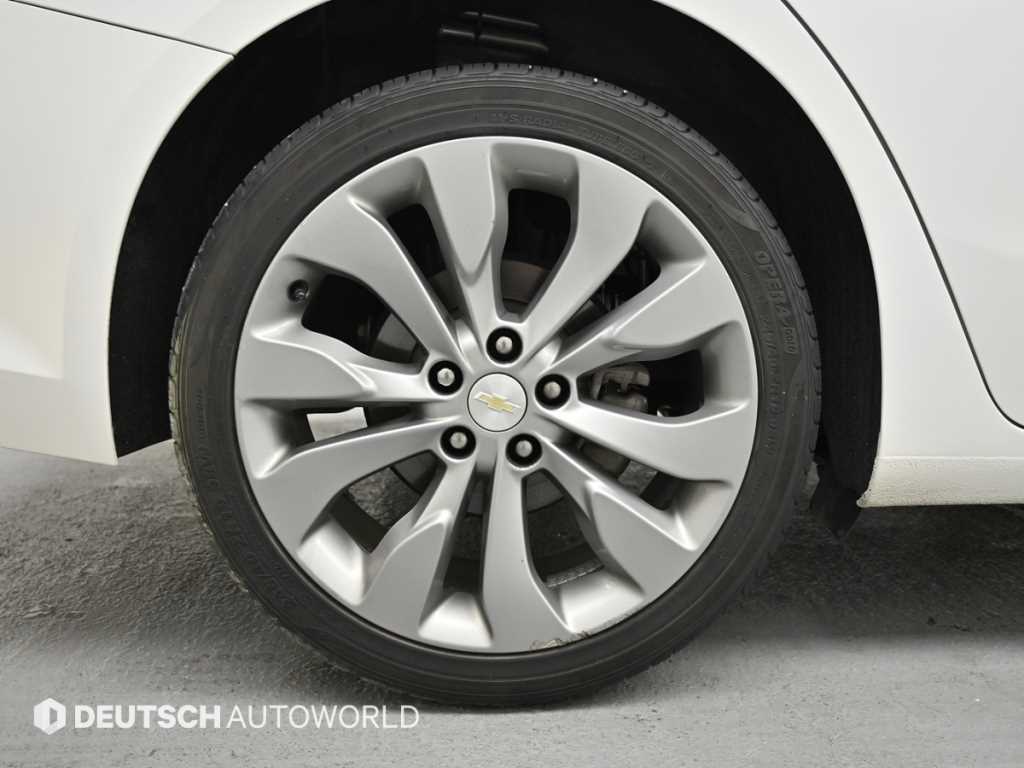 CHEVROLET Malibu — photo 05