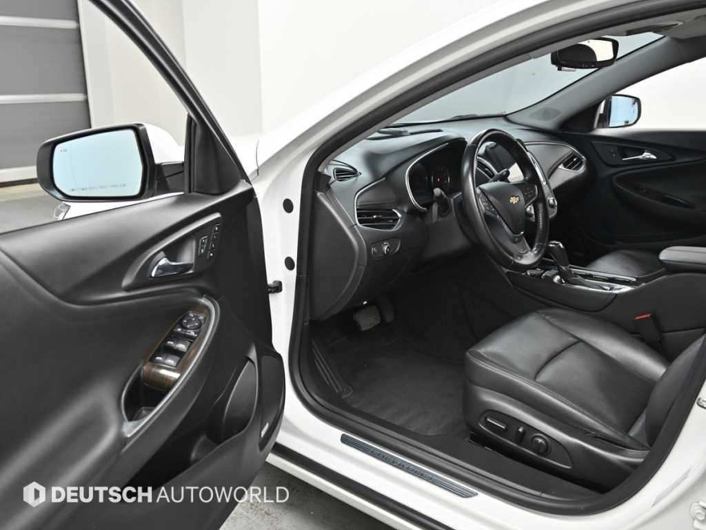 CHEVROLET Malibu — photo 11