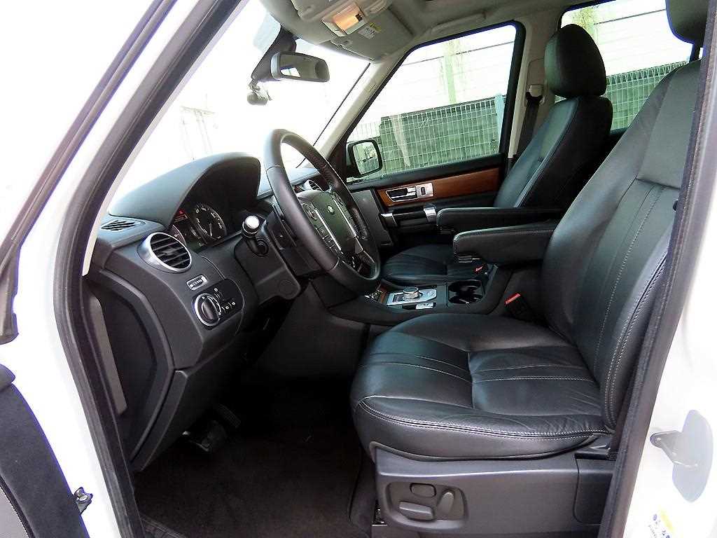Land Rover Discovery — photo 05