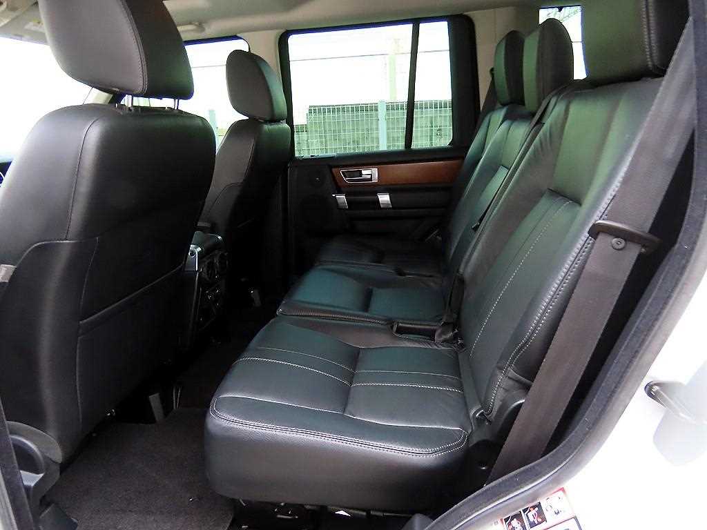 Land Rover Discovery — photo 06