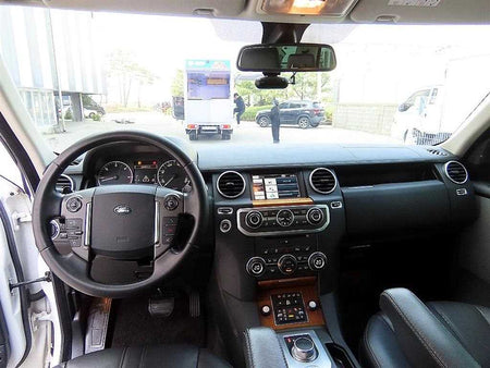 Land Rover Discovery — photo 07