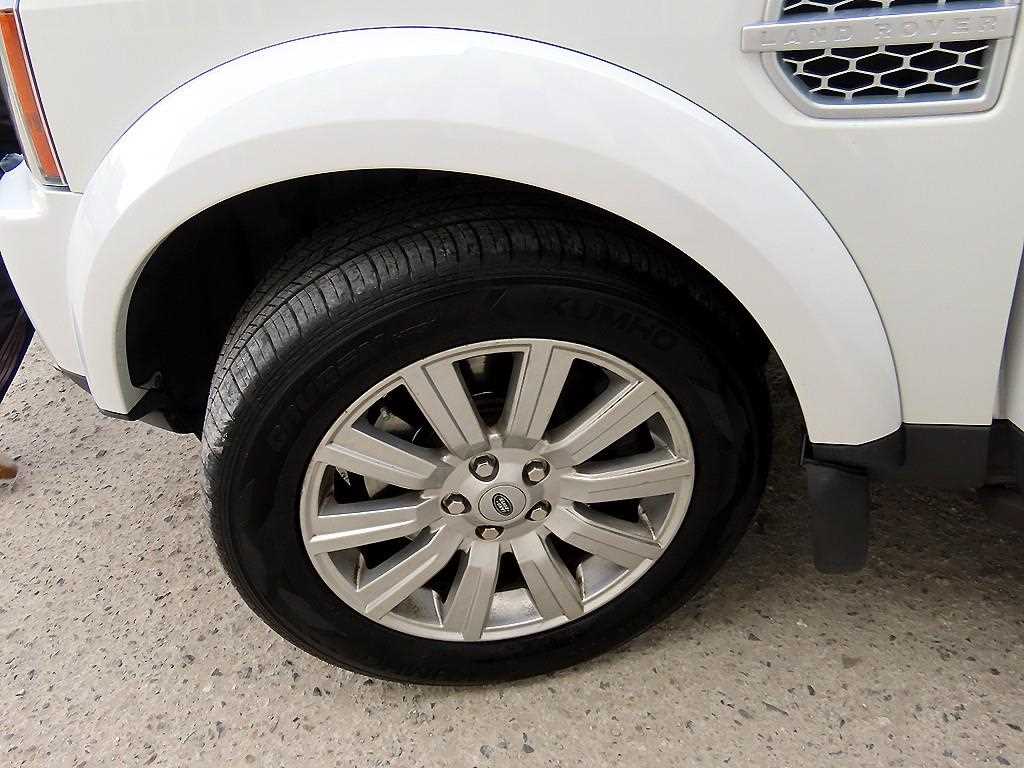 Land Rover Discovery — photo 20