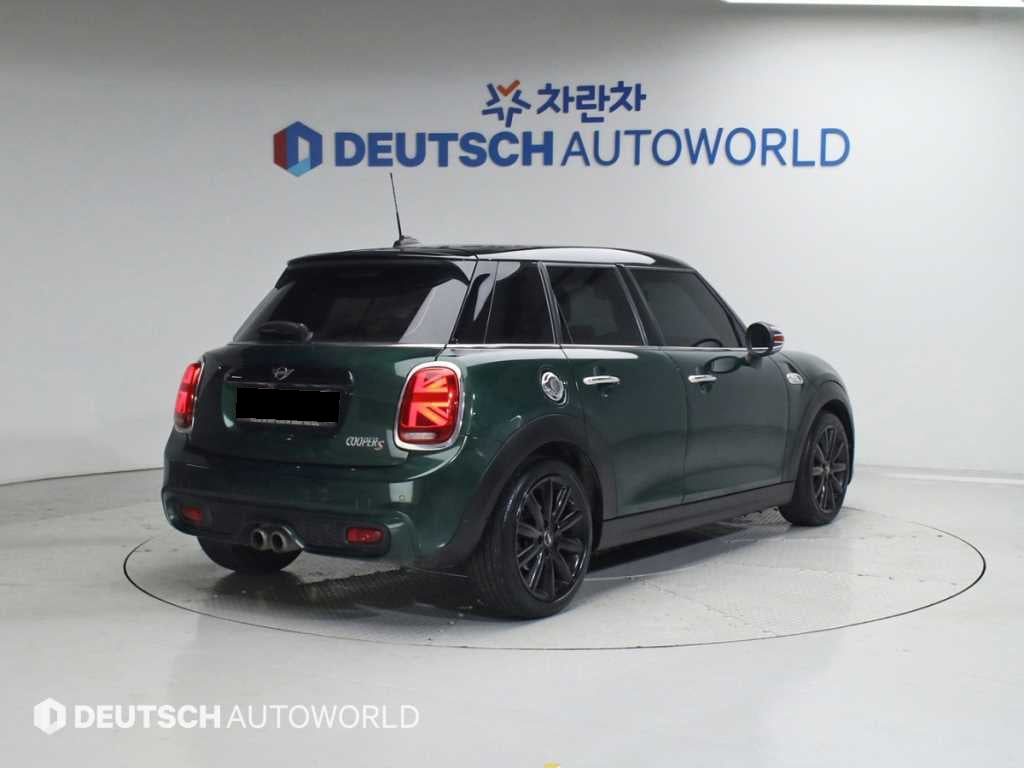 Mini Cooper — photo 02