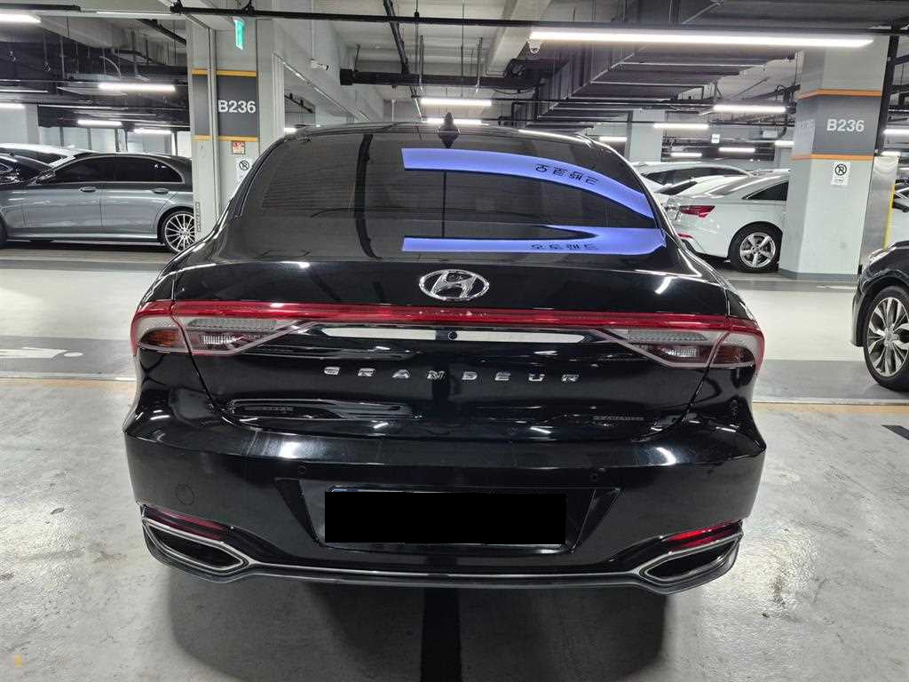 Hyundai Grandeur — photo 04