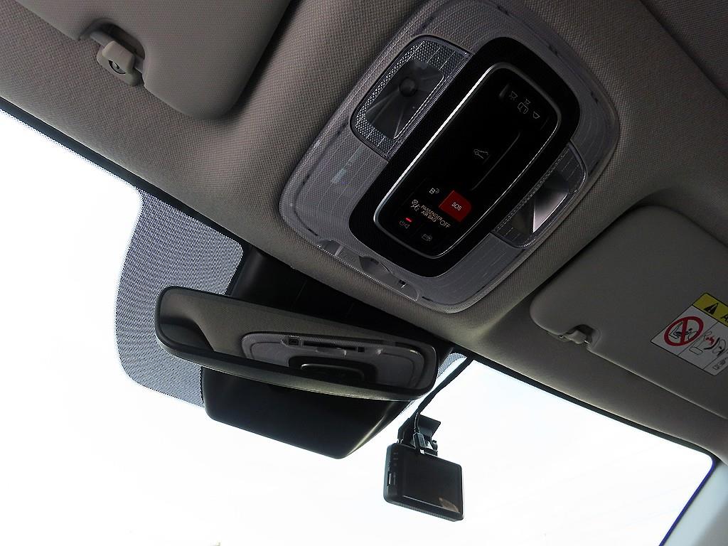 Hyundai Avante — photo 15