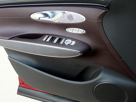 Genesis GV70 — photo 12