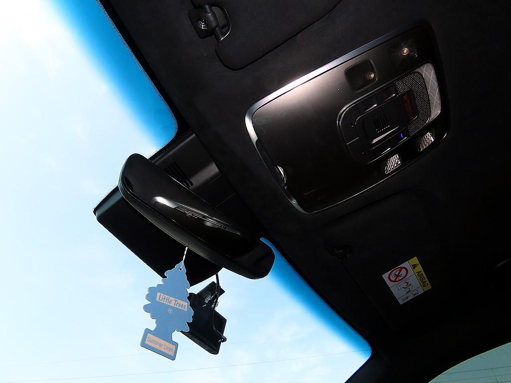 Genesis GV70 — photo 15