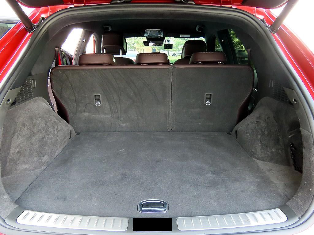 Genesis GV70 — photo 16