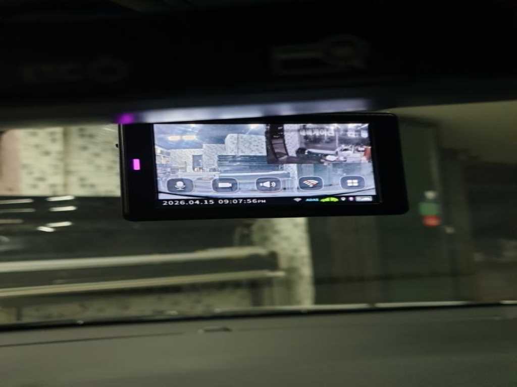Kia Carens — photo 15