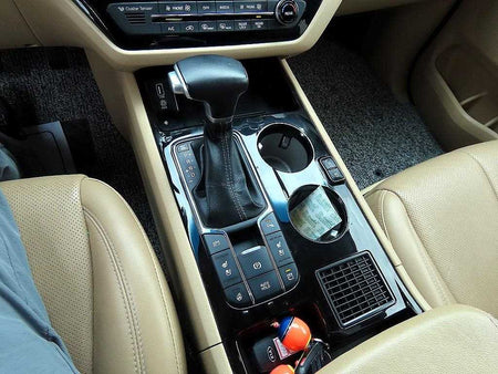 Kia Carnival — photo 10
