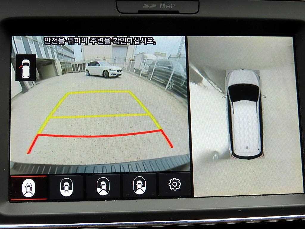 Kia Carnival — photo 14