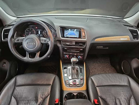 Audi Q5 — photo 05