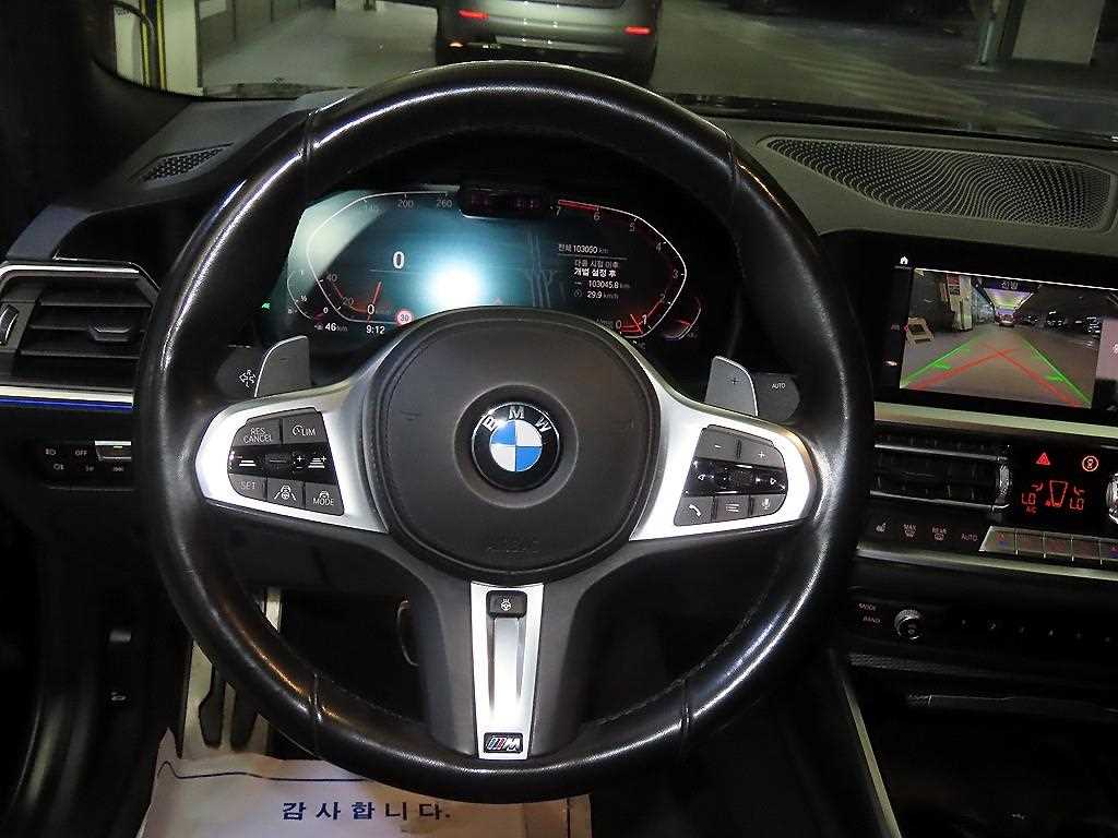 BMW 3-Series — photo 08