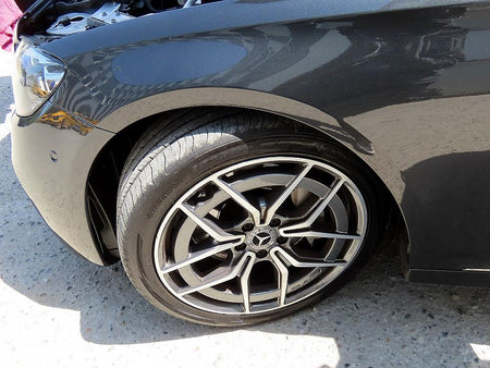 Mercedes-Benz E-Class — photo 20