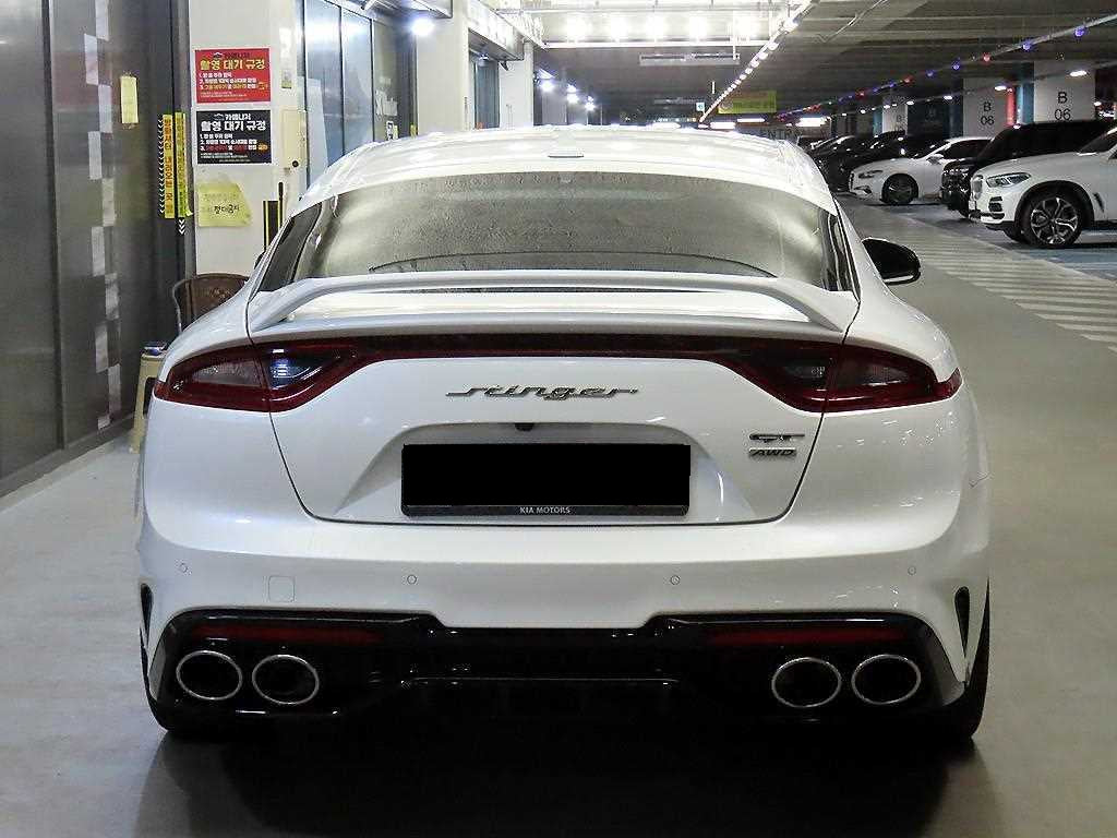Kia Stinger — photo 05