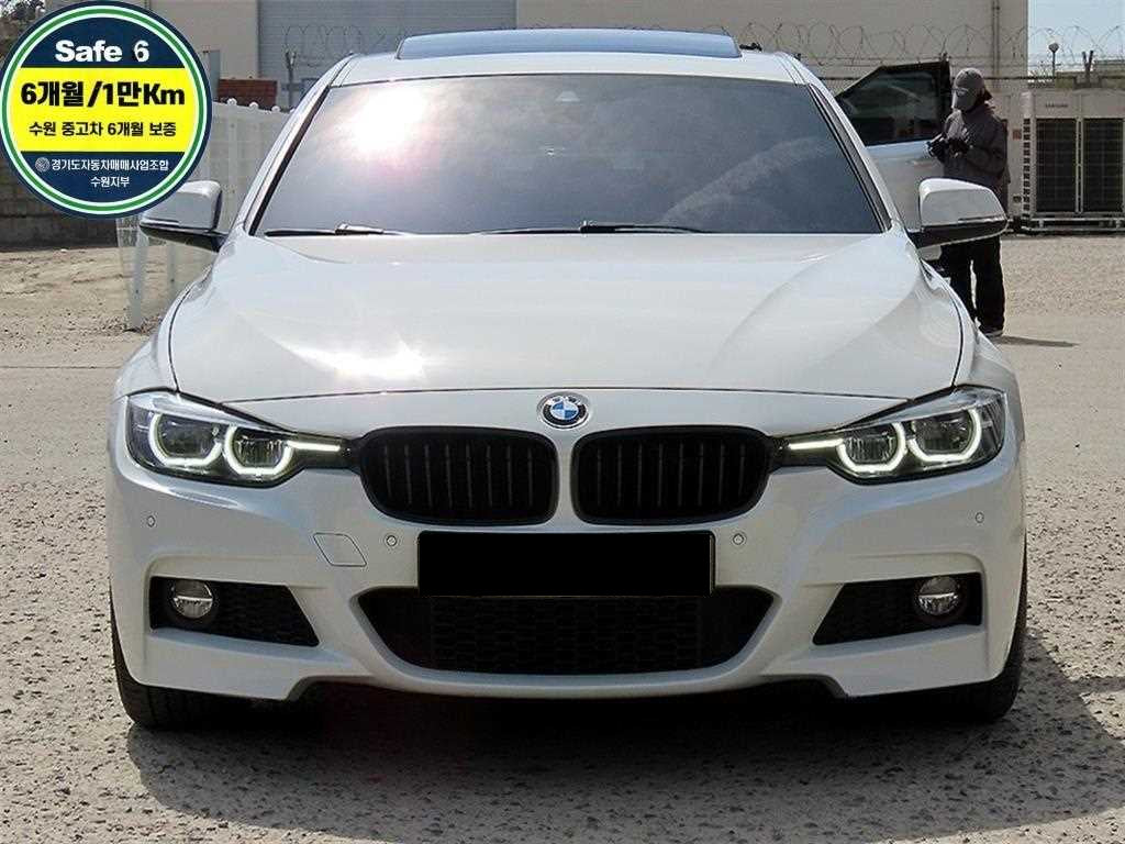 BMW 3-Series — photo 01