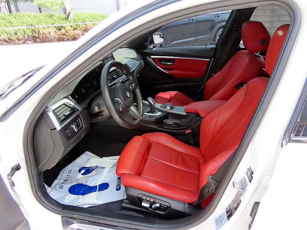 BMW 3-Series — photo 05