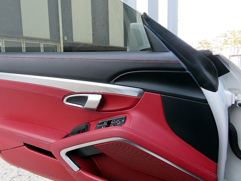 Porsche 718 — photo 10