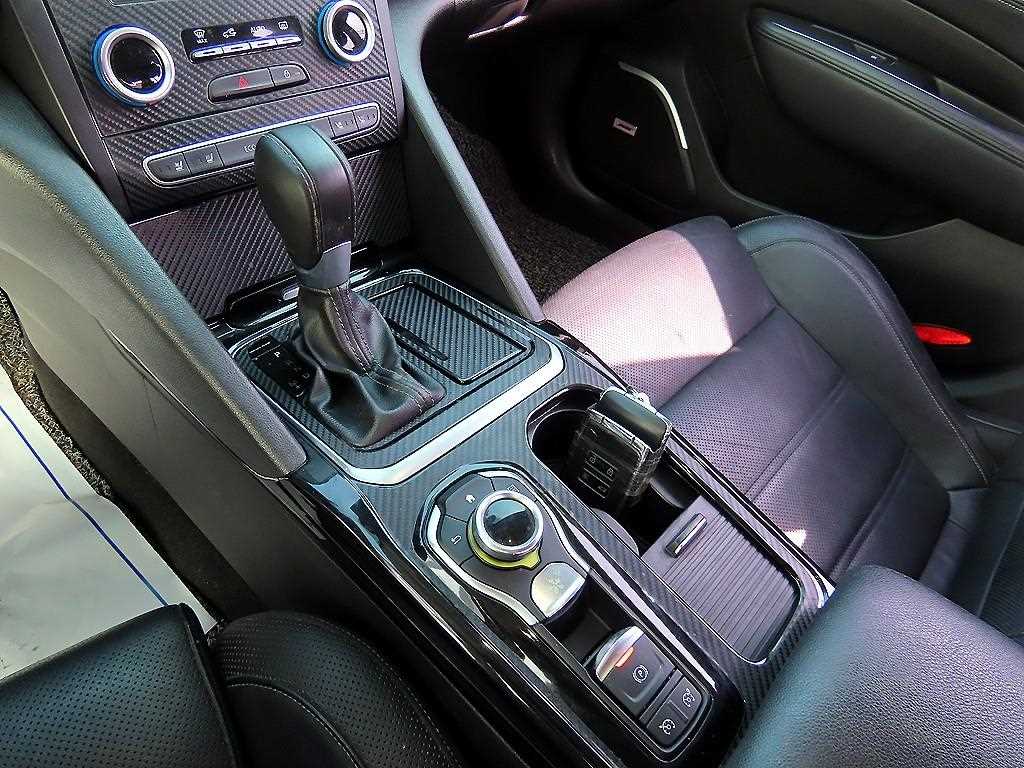 RENAULT SM6 — photo 10