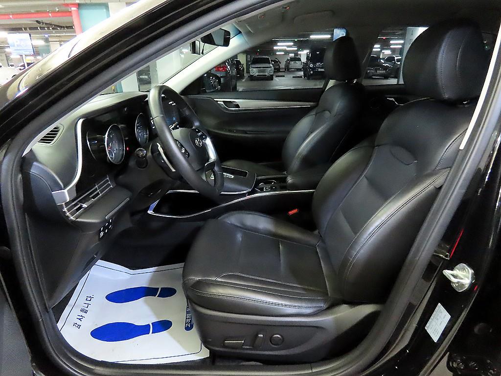 Hyundai Grandeur — photo 06