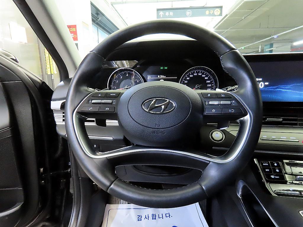 Hyundai Grandeur — photo 08