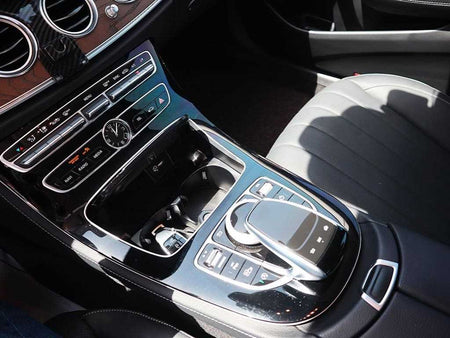 Mercedes-Benz E-Class — photo 12